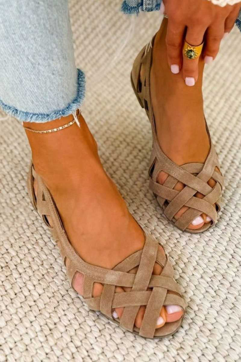 Hina | Flat Sandals with Open Toe and Woven Material — 2