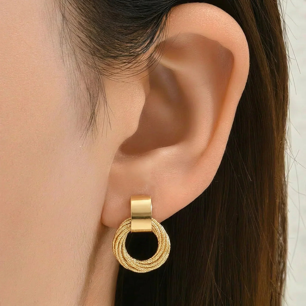 Minimalist Textured Circle Earrings — 1