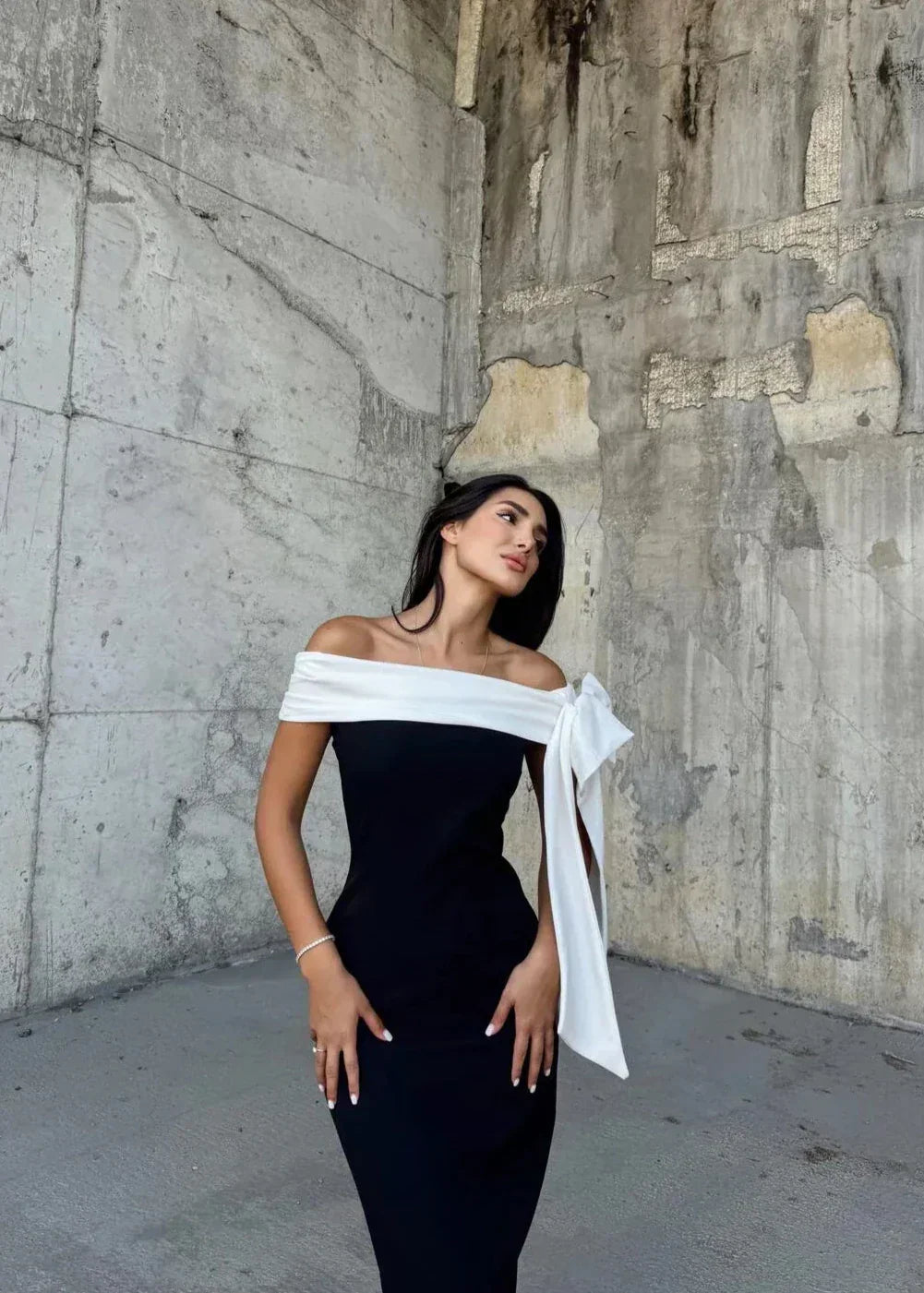Colette | Off-Shoulder midi Jurk