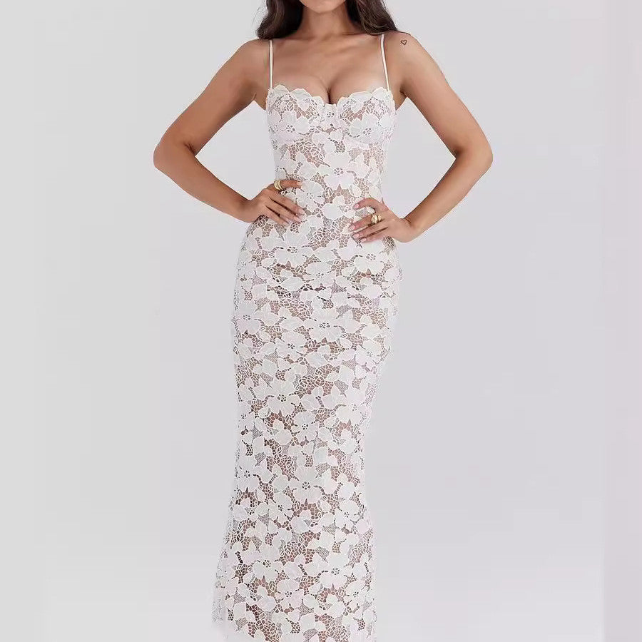 Pearl Blossom | Kanten Maxi Jurk met Vetersluiting & Bloemenpatroon