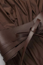 Elaris | Luxe Maxi-Jurk met Diepe V-Hals & Brede Tailleband