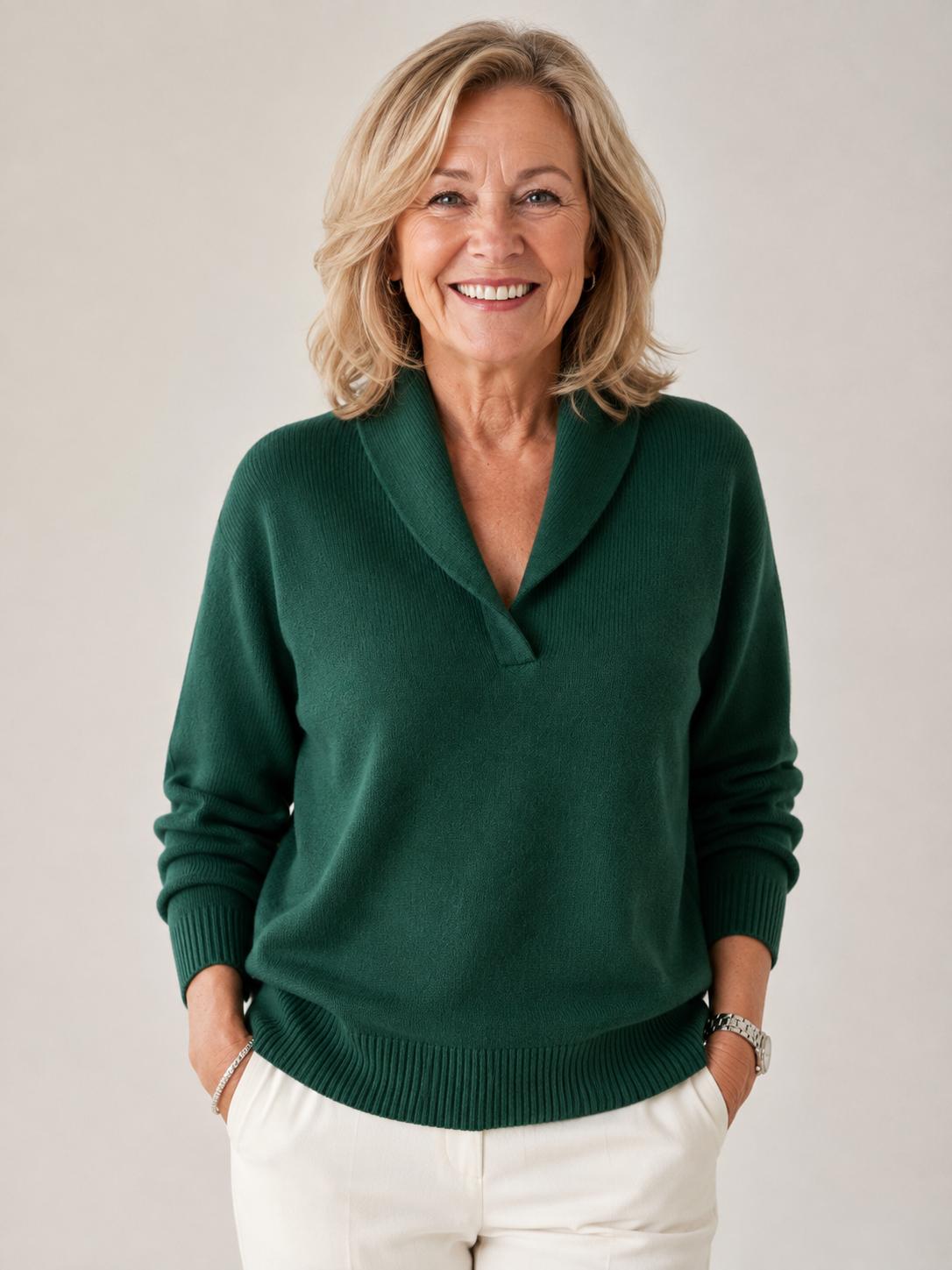 Sofia | Soft V-Neck Jumper — 1
