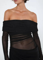 Divine Dream | Off-Shoulder Maxi Jurk met Cut-Out Detail & Mesh Effect