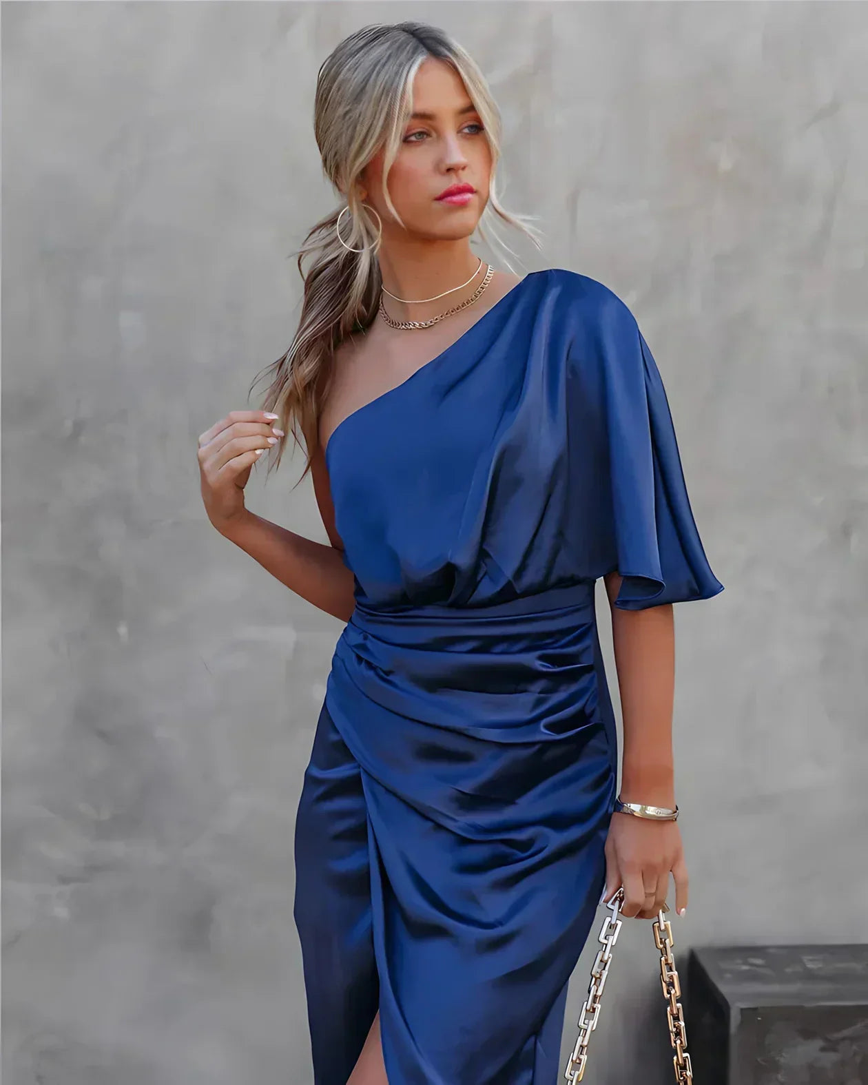 Miss | Jurk Dames Off-Shoulder Midi Satijn