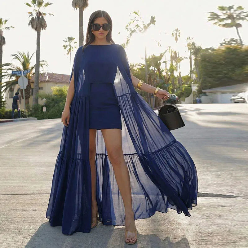 Alvéra | Flowing Maxi Overlay Jurk met Cape Effect