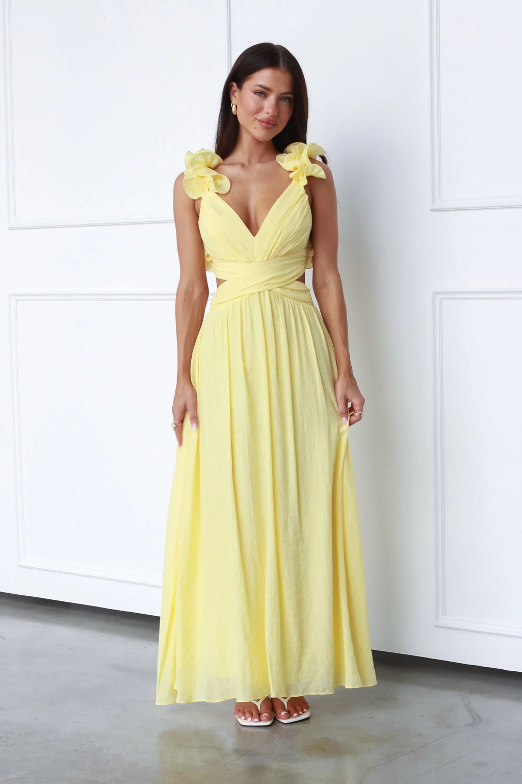 Marélie | Gele Maxi Jurk met Ruches & Open Rugdetail