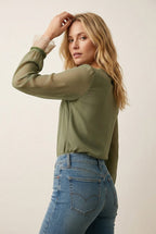 Chiffon Blouse Dames – Olijfgroen | V-hals Boho