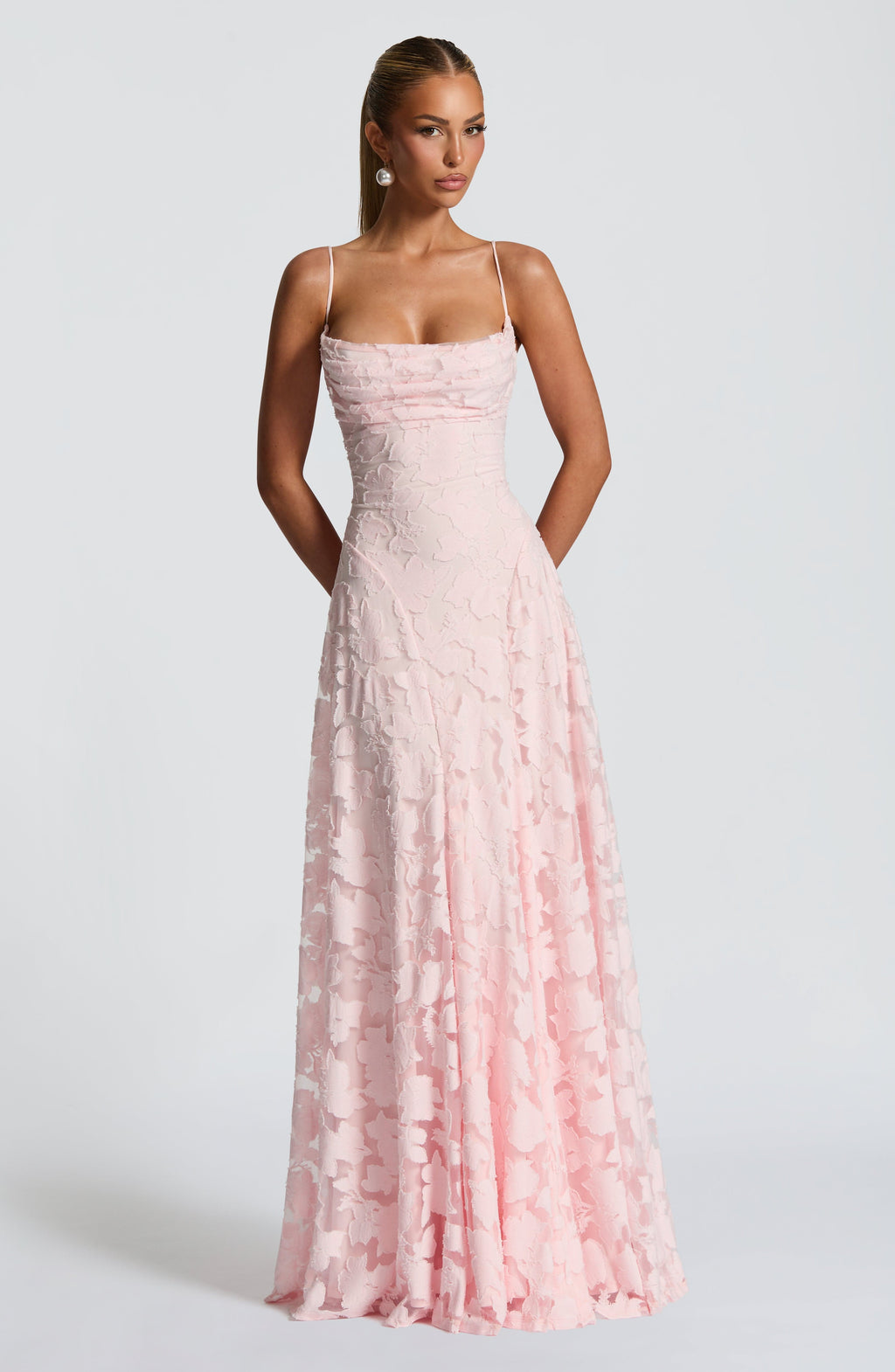 Florencia | Maxi Jurk met Open Rug & Bloemenstructuur