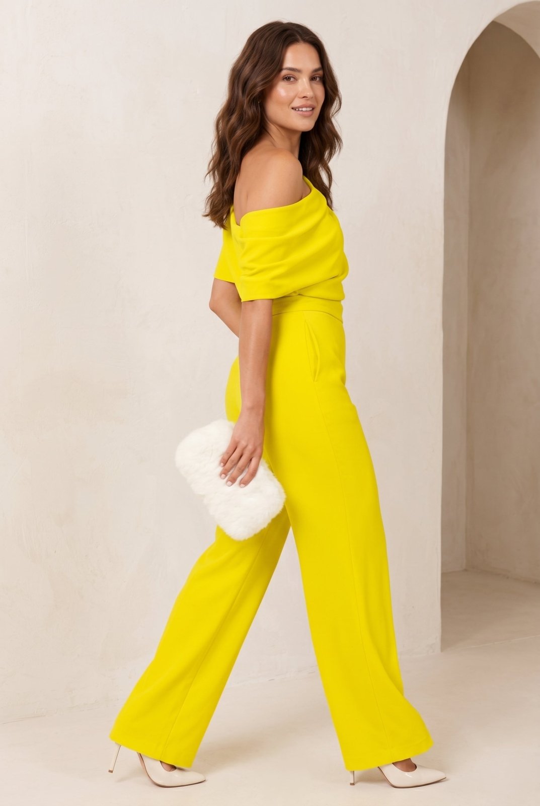 Jumpsuit met asymmetrische halslijn