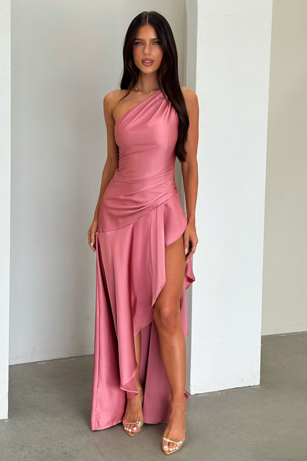 Miss | Jurk Dames One-Shoulder Maxi Satijn - Roze