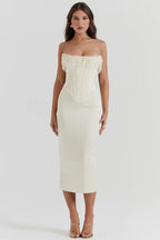 Pearl Embrace | Strapless Satin Midi Dress met Pareldetail
