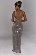 Nova’s Glow | Zilveren Maxi Jurk met Sprankelend Mesh Effect
